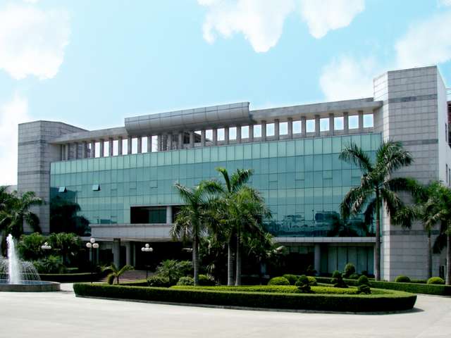 触控教学一体机费用